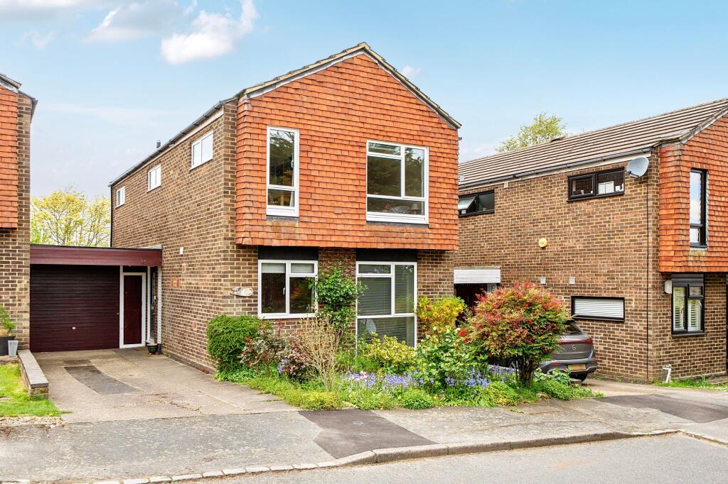 Main image of property: Ashcroft Rise, Coulsdon, CR5