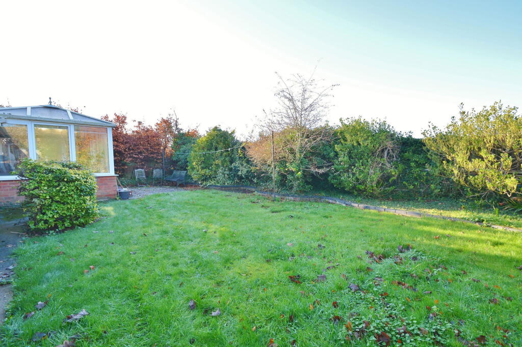 Monument Road, Chalgrove photo 2