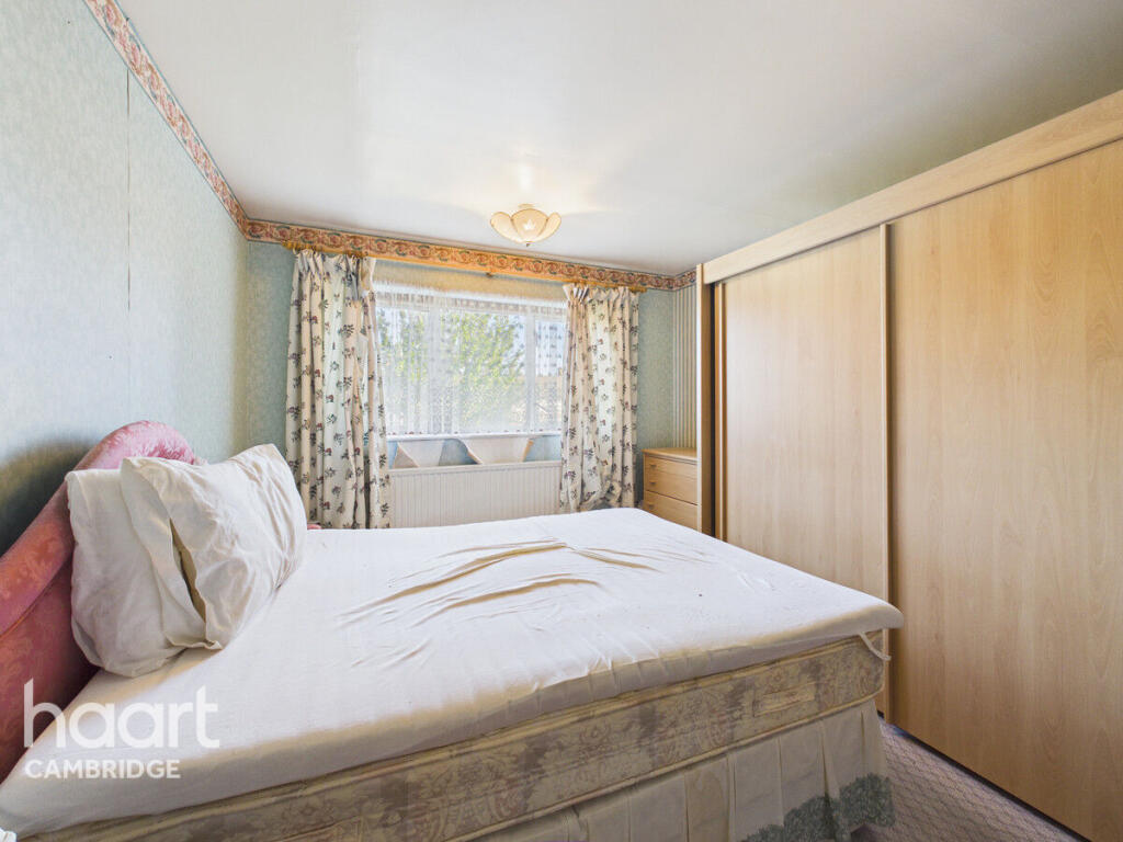 House in Cambridge, Chesterton - More
