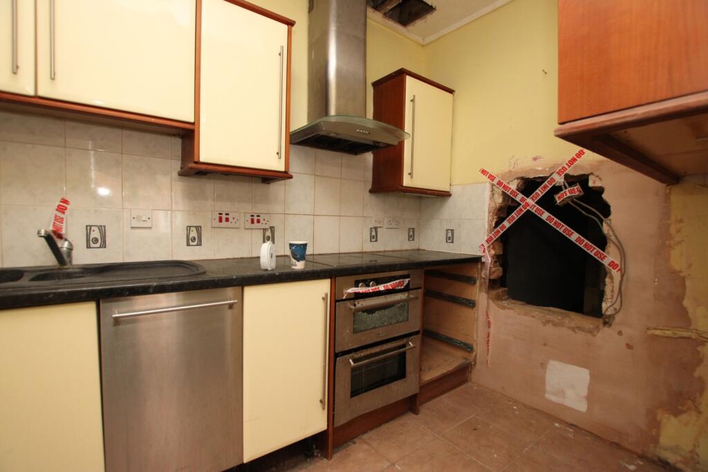 House in Kettering, Avondale - View 5