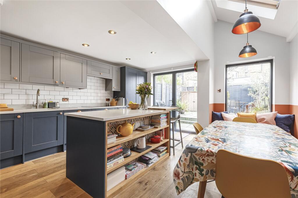 Main image of property: Cavendish Road, London, SW12