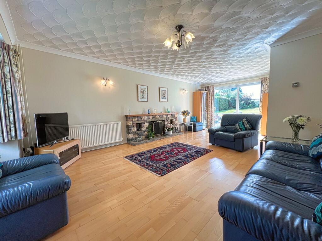 Swallows Lodge, Penllyn, The Vale of Glamorgan CF71 7RQ photo 3