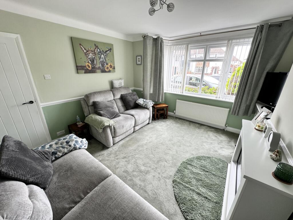 House in Yeovil, Yeovil Without - View 3