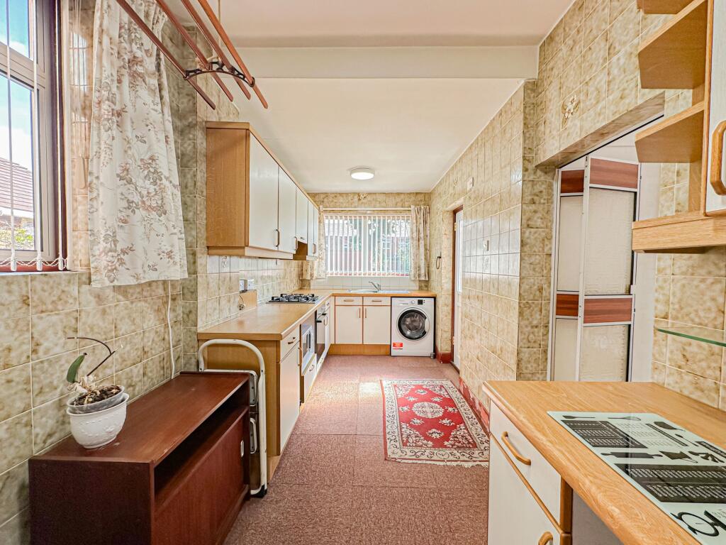 House in Bebington, Lower Bebington - View 2