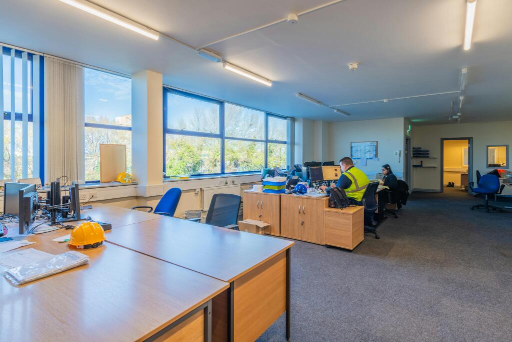 Unit R1 Cabot Park, St Andrews Rd, Avonmouth-66.jpg