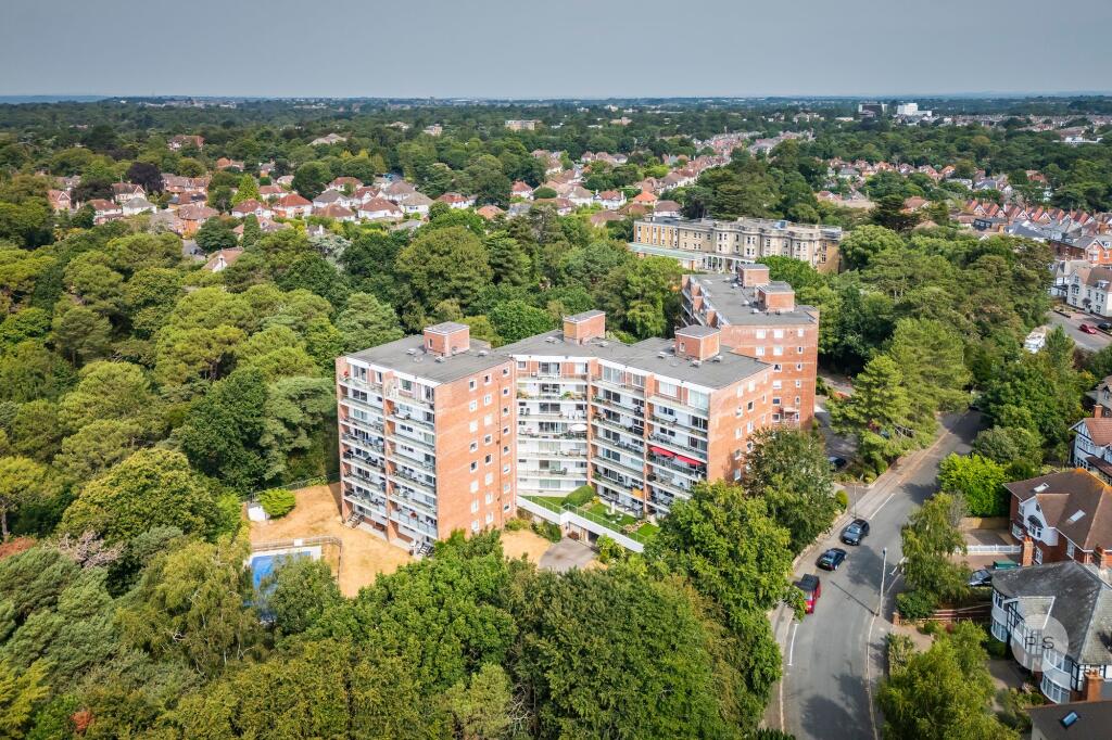 Main image of property: Viewpoint, Sandbourne Road, Alum Chine, Bournemouth BH4