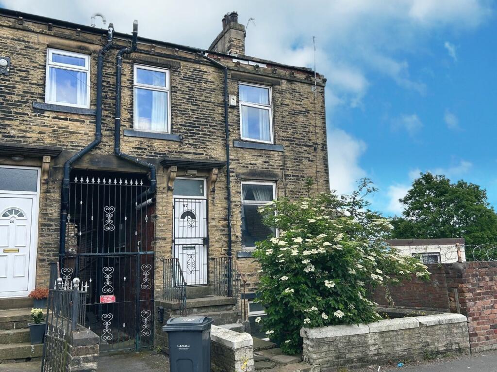 Main image of property: Shetcliffe Lane, Tong Street, Bradford, West Yorkshire, BD4
