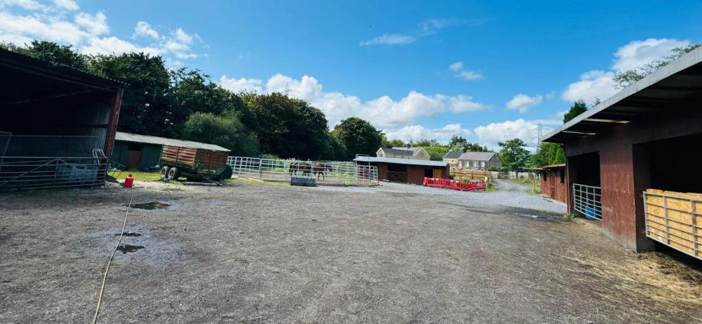 Heol Las Close, Birchgrove, Swansea - View 3