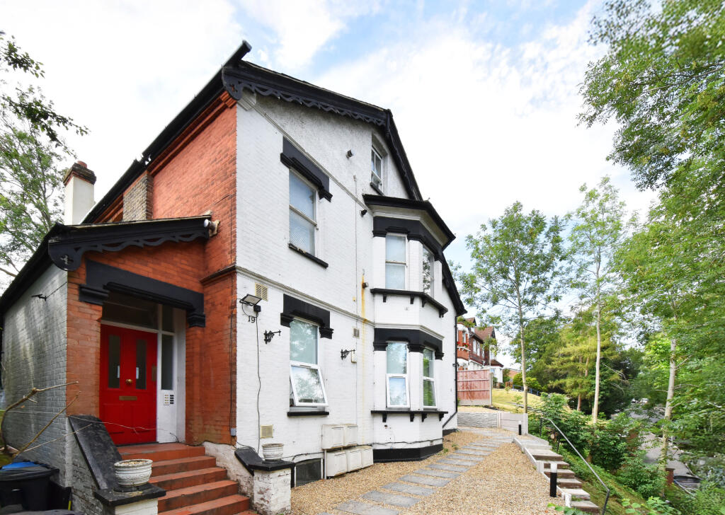 Main image of property: Haling Park Road, South Croydon, Surrey, CR2