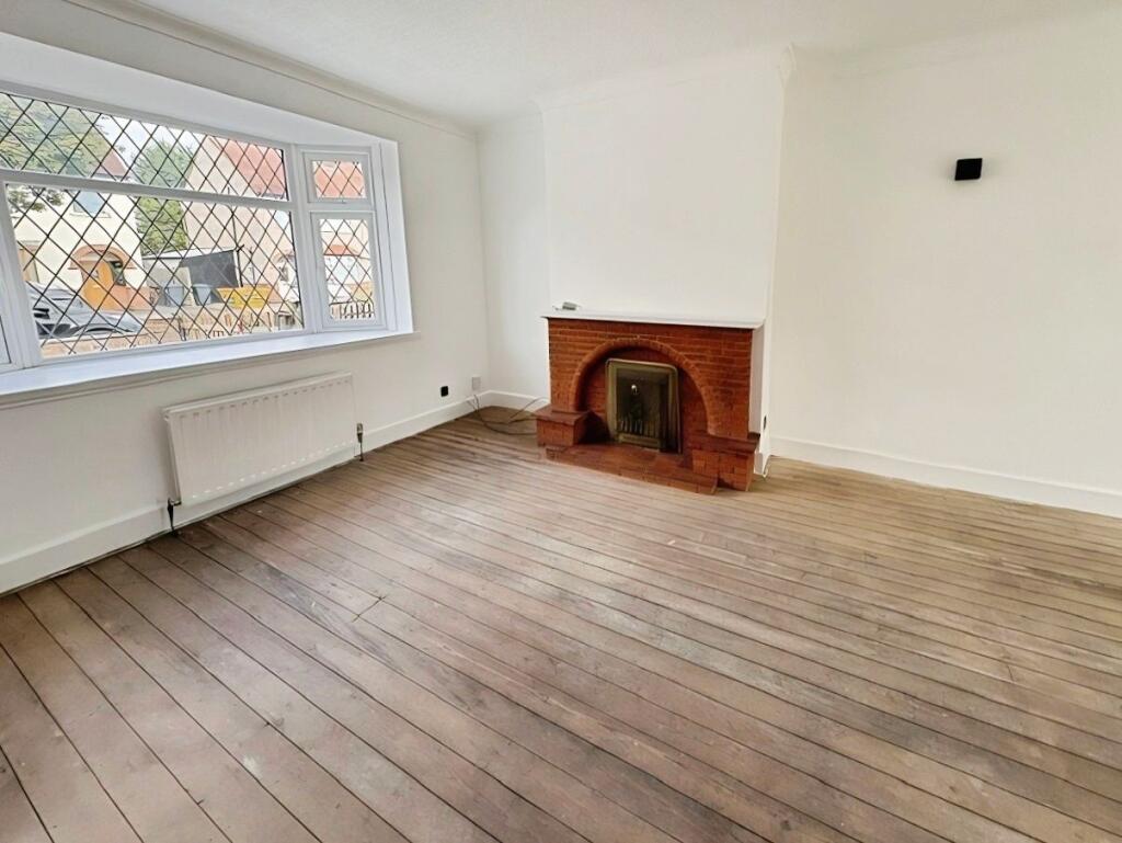 House in Hinckley and Bosworth, Burbage - More
