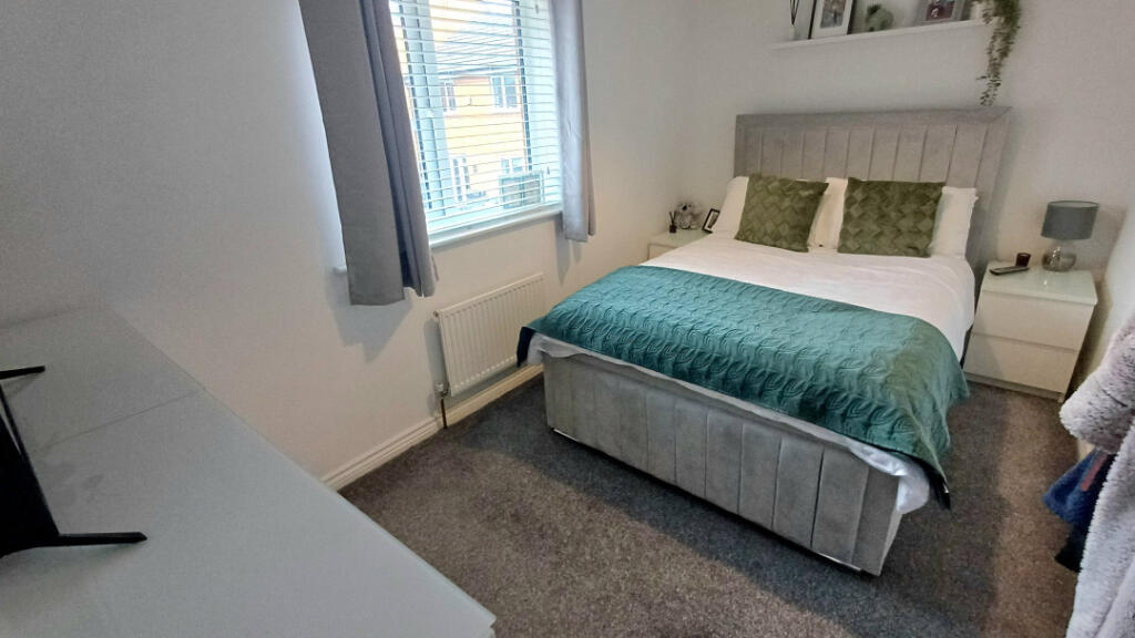 Horsechestnut Drive, Manchester, M9 7FU photo 4
