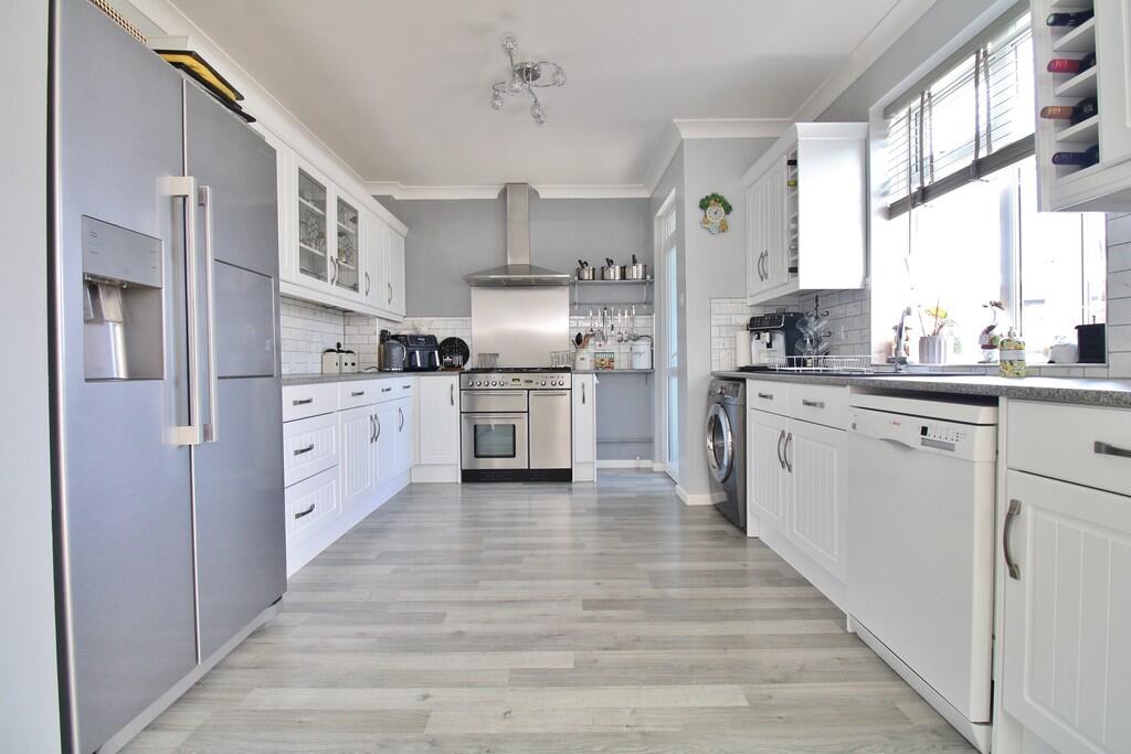 House in Fareham, Hill Head - View 2