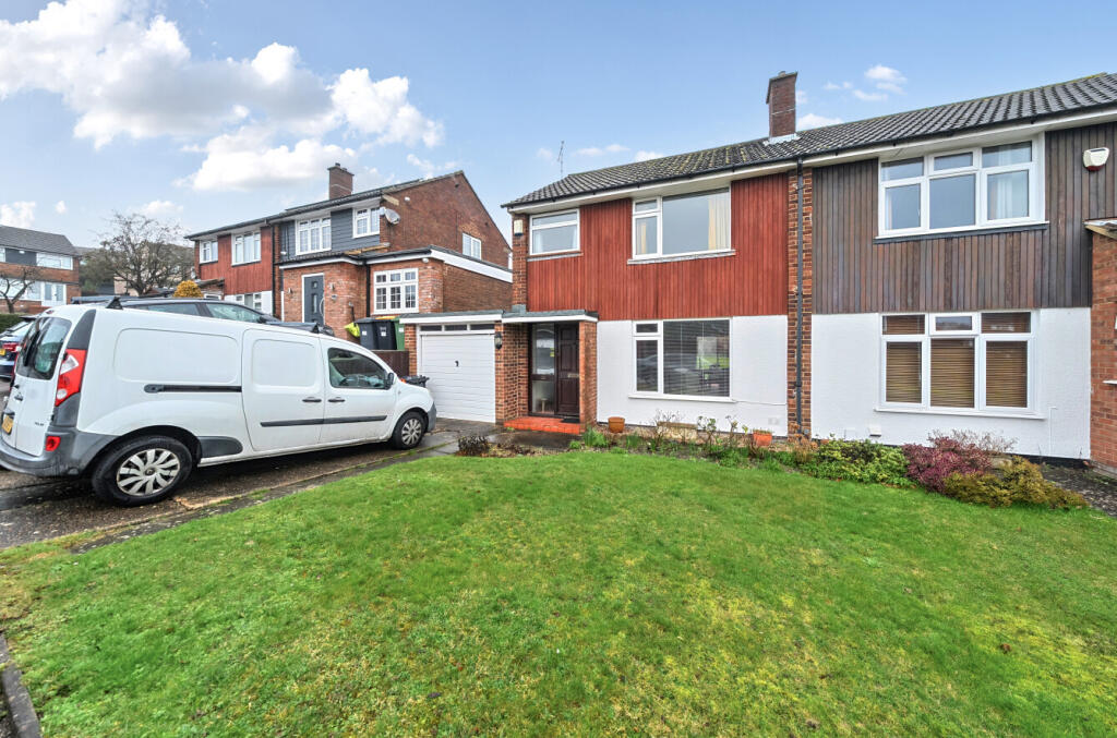 Main image of property: Mardale Avenue, Dunstable, Bedfordshire