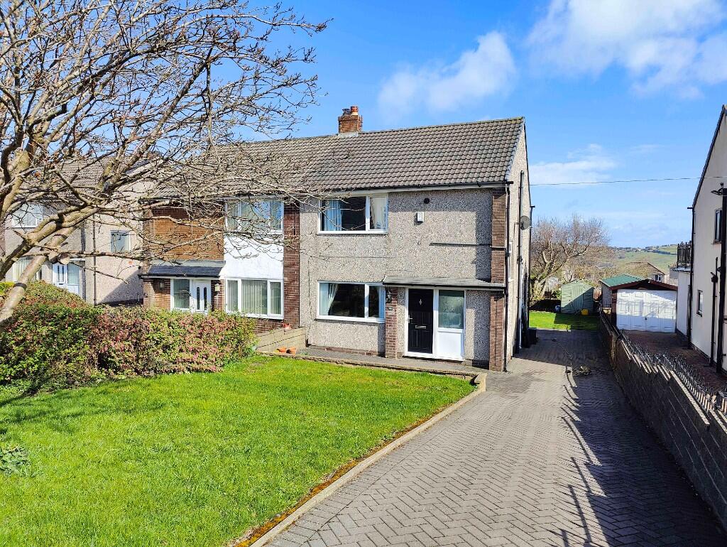 Main image of property: 46 Eastwood Avenue, Halifax, HX2 9DT