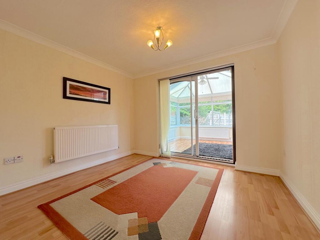 Meadow Croft, Perton, Wolverhampton, WV6 photo 4
