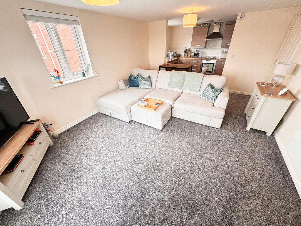 Main image of property: Burbage House, Southfield Road, Hinckley, Leicestershire, LE10 1UF