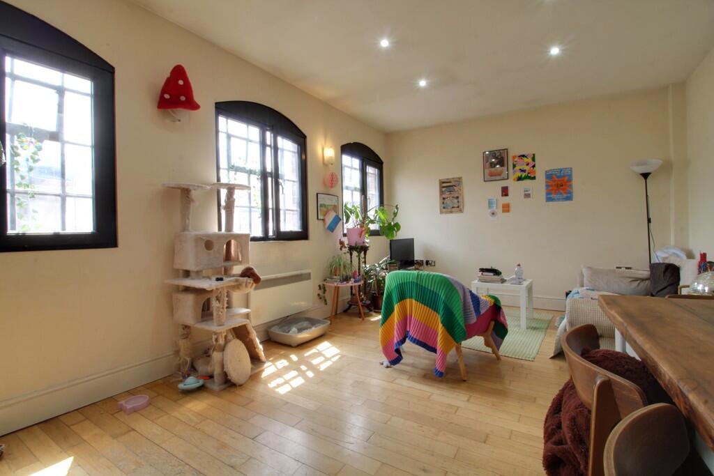 Apartment in Birmingham - More