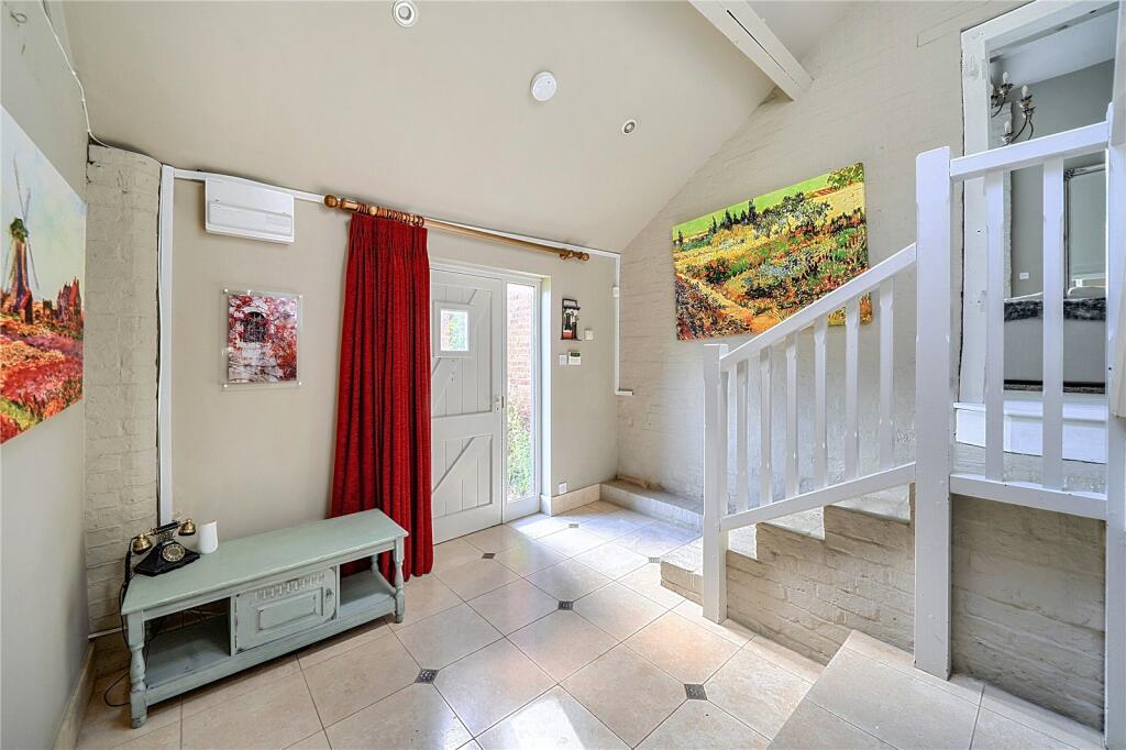 House in Northampton - View 3