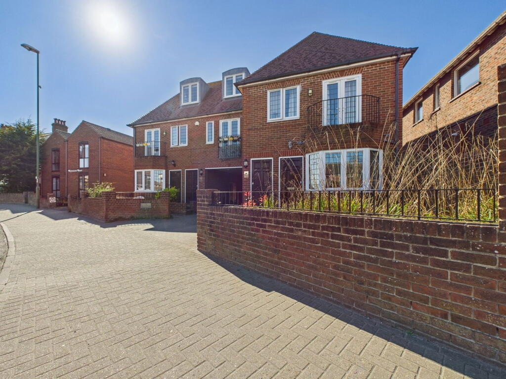 Main image of property: South View Lodge, South Street, Lancing