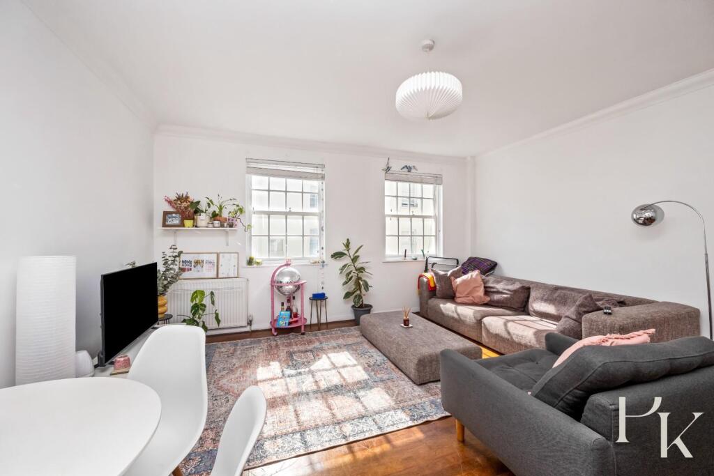 Apartment in Hove, Brunswick - View 3