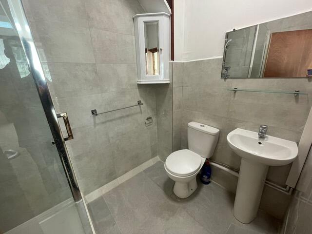 Apartment in Cardiff - View 5