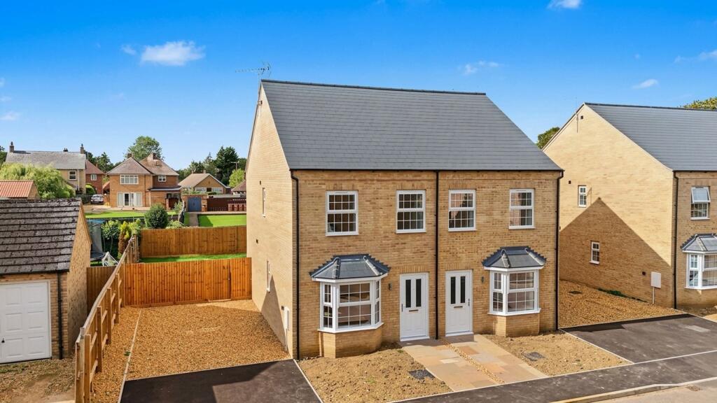 Main image of property: Ellingham Gardens, Chatteris, PE16 6WB