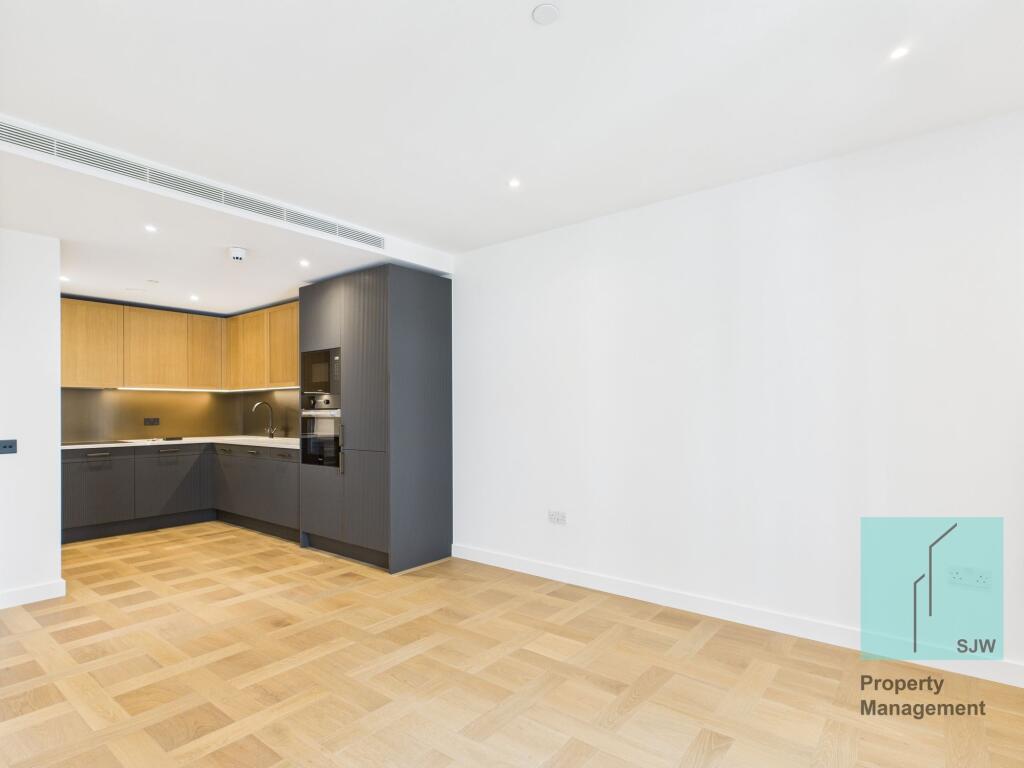 Main image of property: 3 Boxwood Gardens, London, E1W