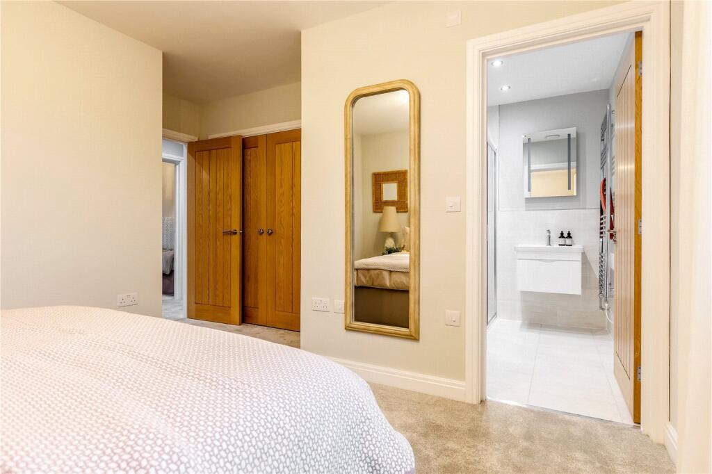 House in Bath - More