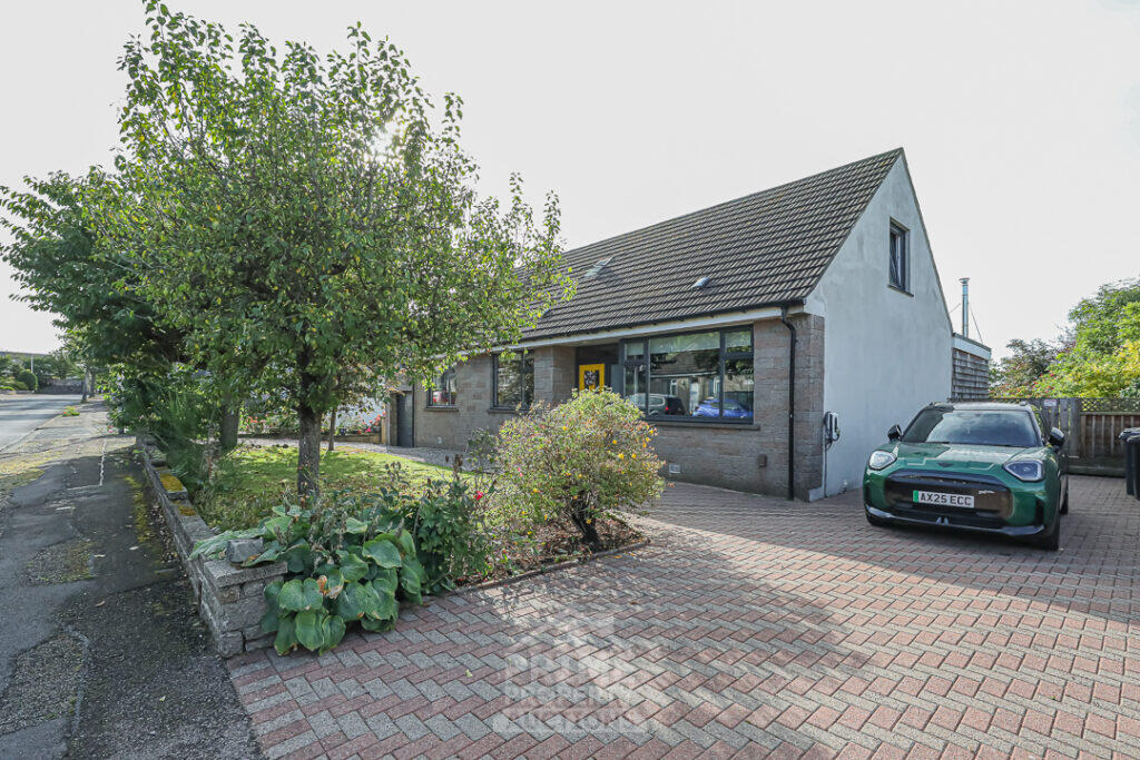 Main image of property: 4 Campsie Place, Aberdeen City, AB15 6HL