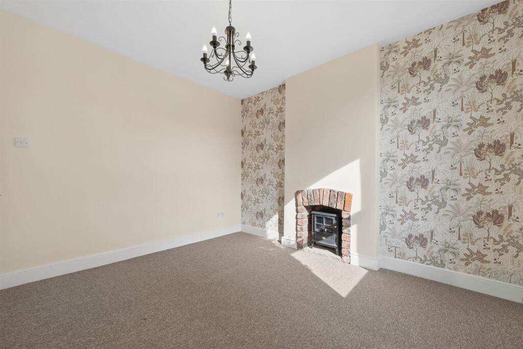 House in Sefton, Liverpool City Region - View 4