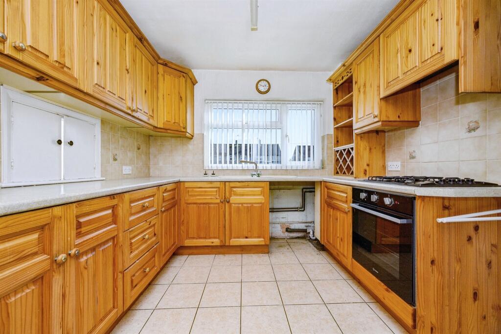 House in Dacorum, Hertfordshire - View 2