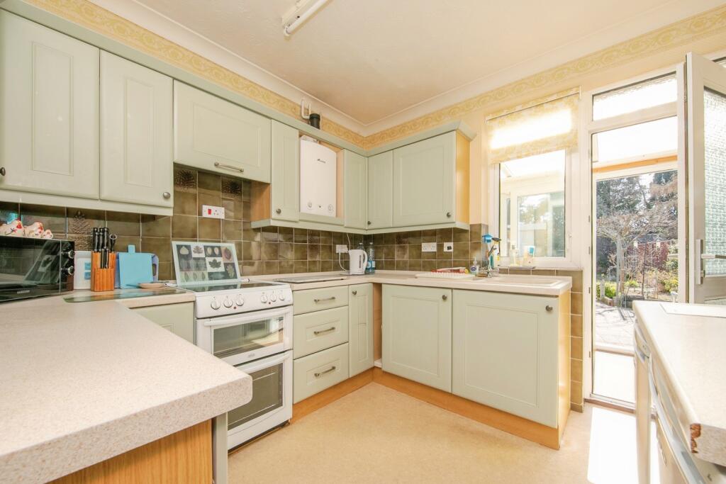 Main image of property: Bramford Lane, Ipswich, Suffolk, IP1