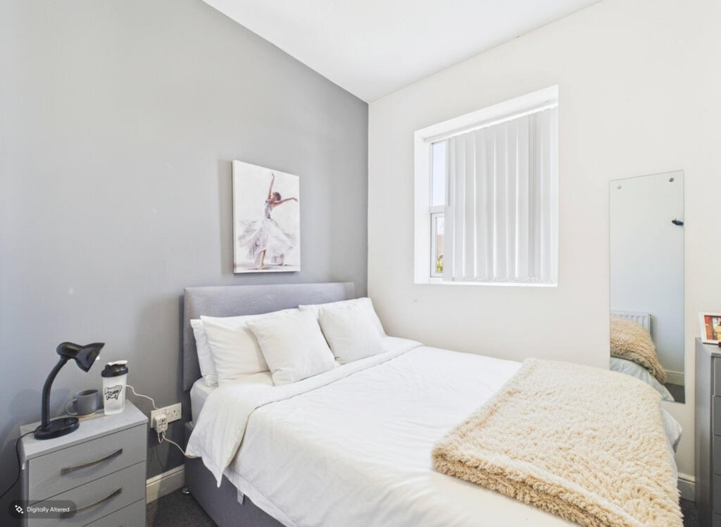 Main image of property: Room 3, Bacheler Street, Hull, HU3