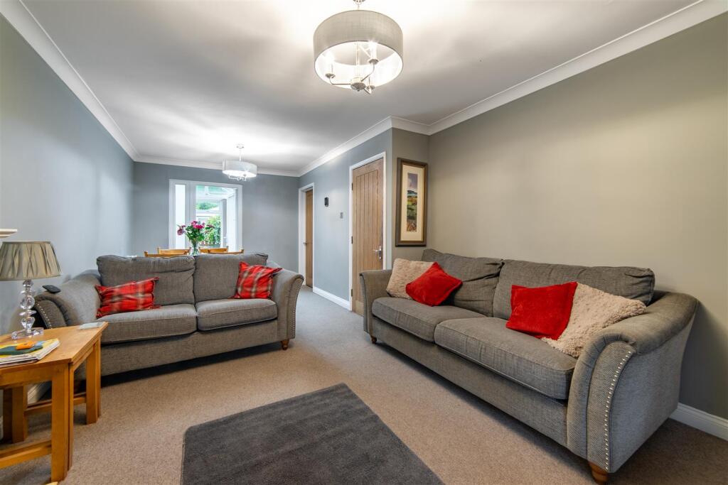 Carlby Way, Cramlington, NE23 photo 3