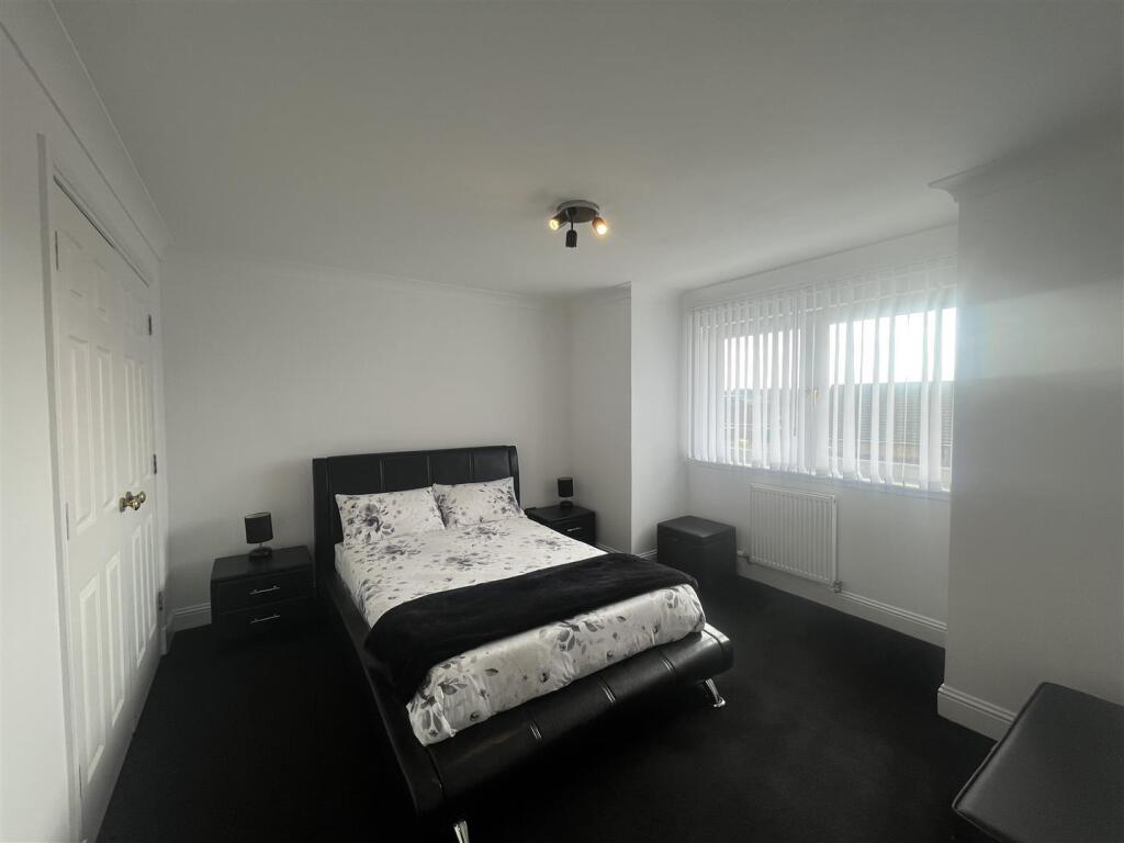 Apartment in Motherwell - View 3