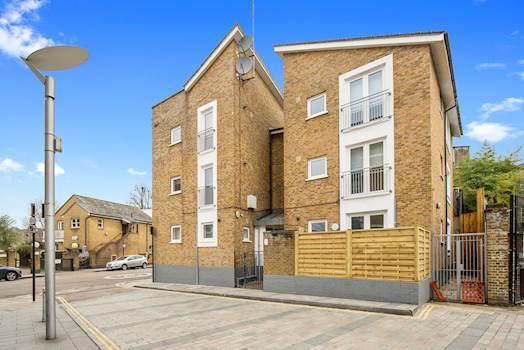 Main image of property: Gillett Street, London, N16