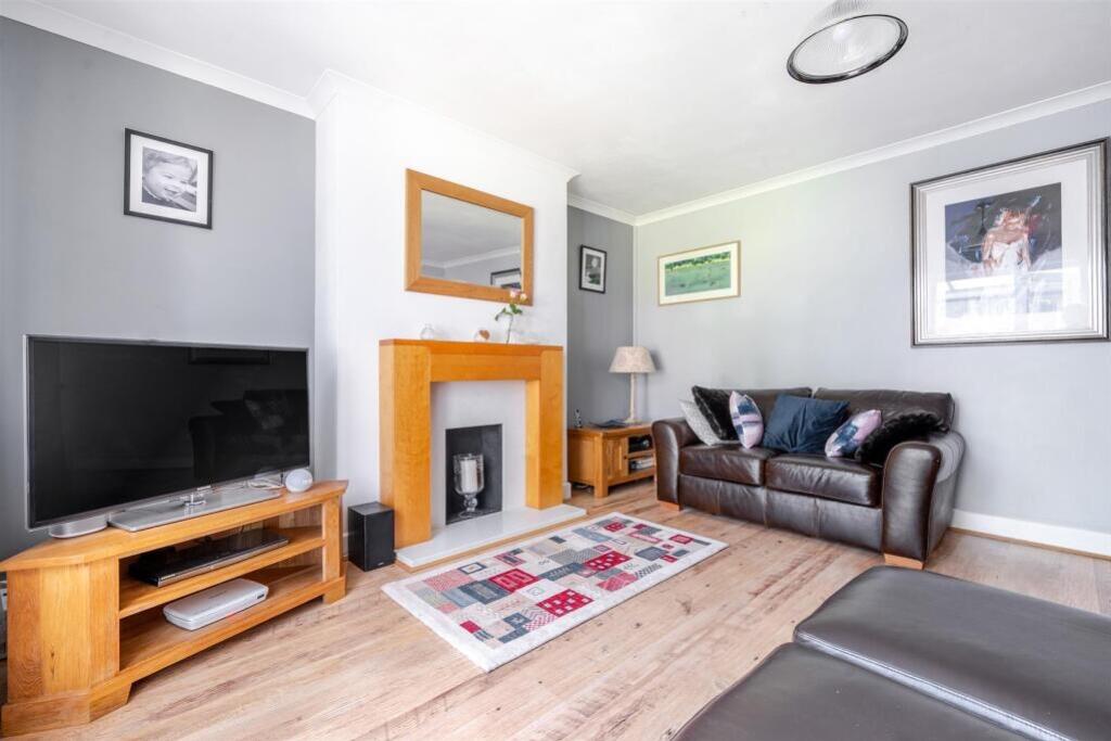 Apartment in Worthing, West Sussex - View 5
