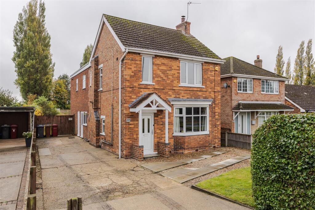 Main image of property: Moorwell Road, Scunthorpe