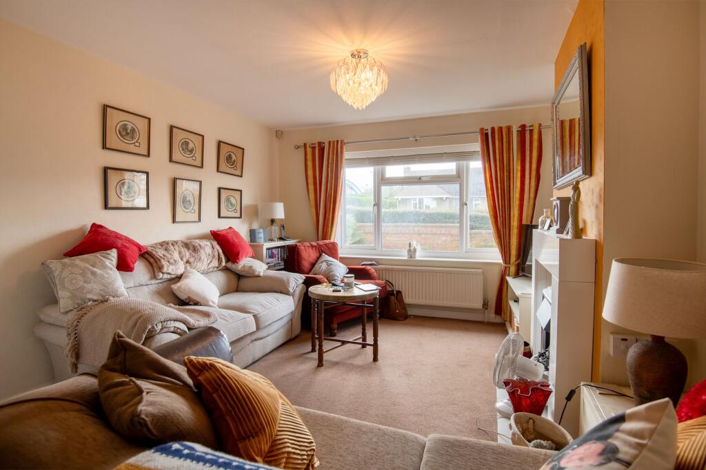 House in Wellingborough, Burrow's Bush - View 3