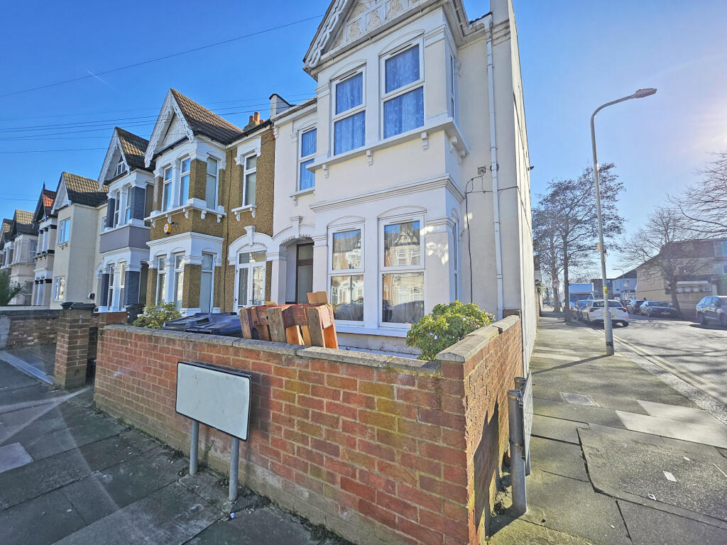 Main image of property: Mortlake Road, Ilford, Essex, IG1