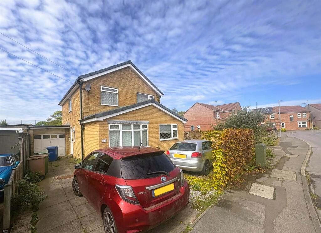 Main image of property: Ashcourt Drive, Hornsea
