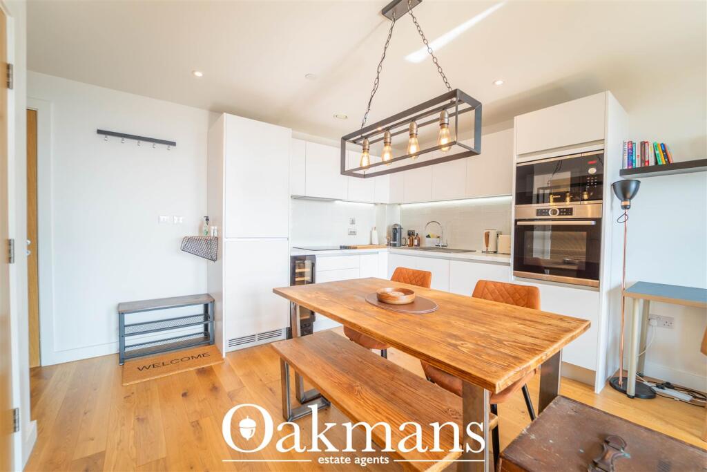 Apartment in Birmingham - More