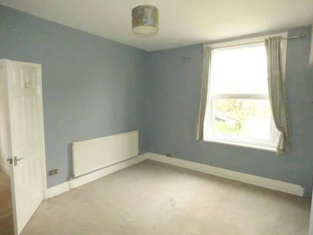 House in Leeds, New Scarbro', Bramley - More