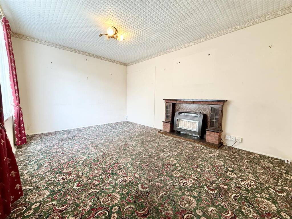 Harvest Road, Rowley Regis - View 2