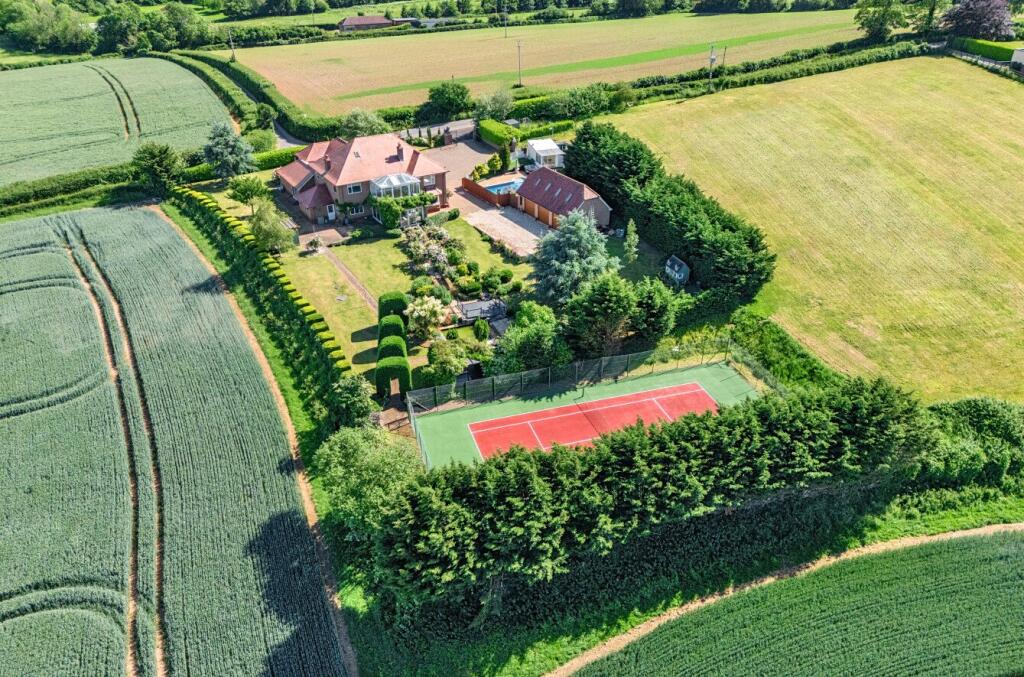 Main image of property: Dancing Hill, North Petherton, Bridgwater, Somerset, TA6