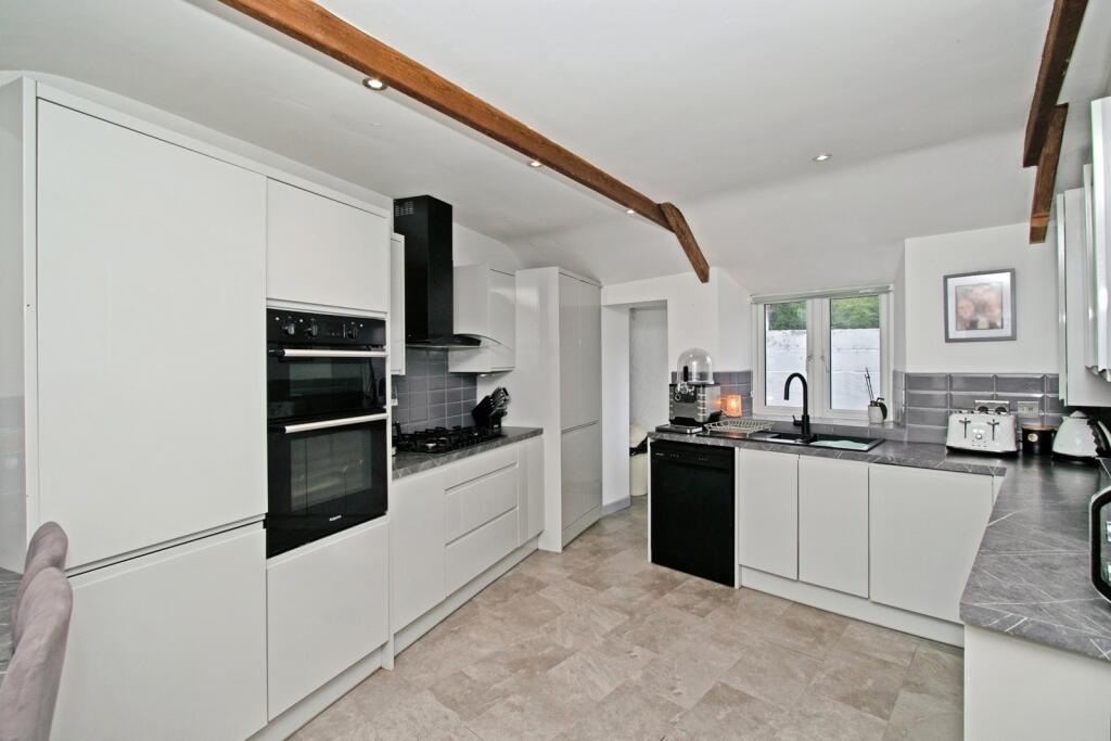 House in Truro - View 3