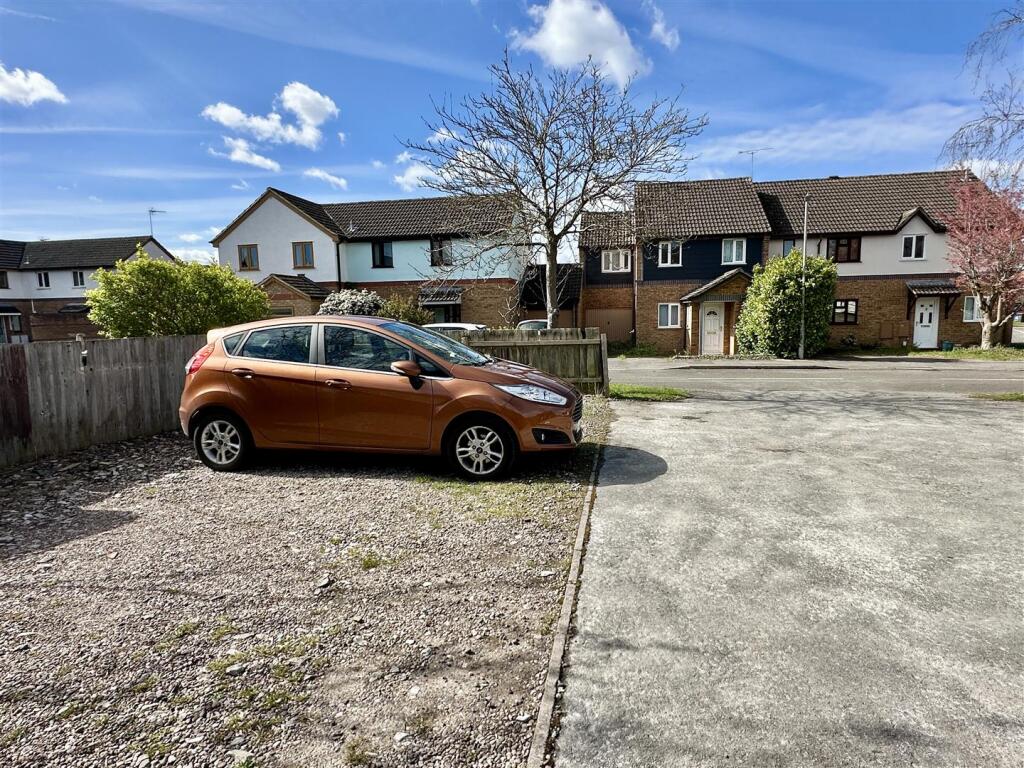 Additional image 24 of Meadow Road, Alcester