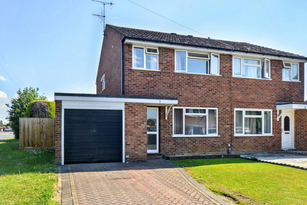 Main image of property: Maple Close, Evesham, WR11 1YF