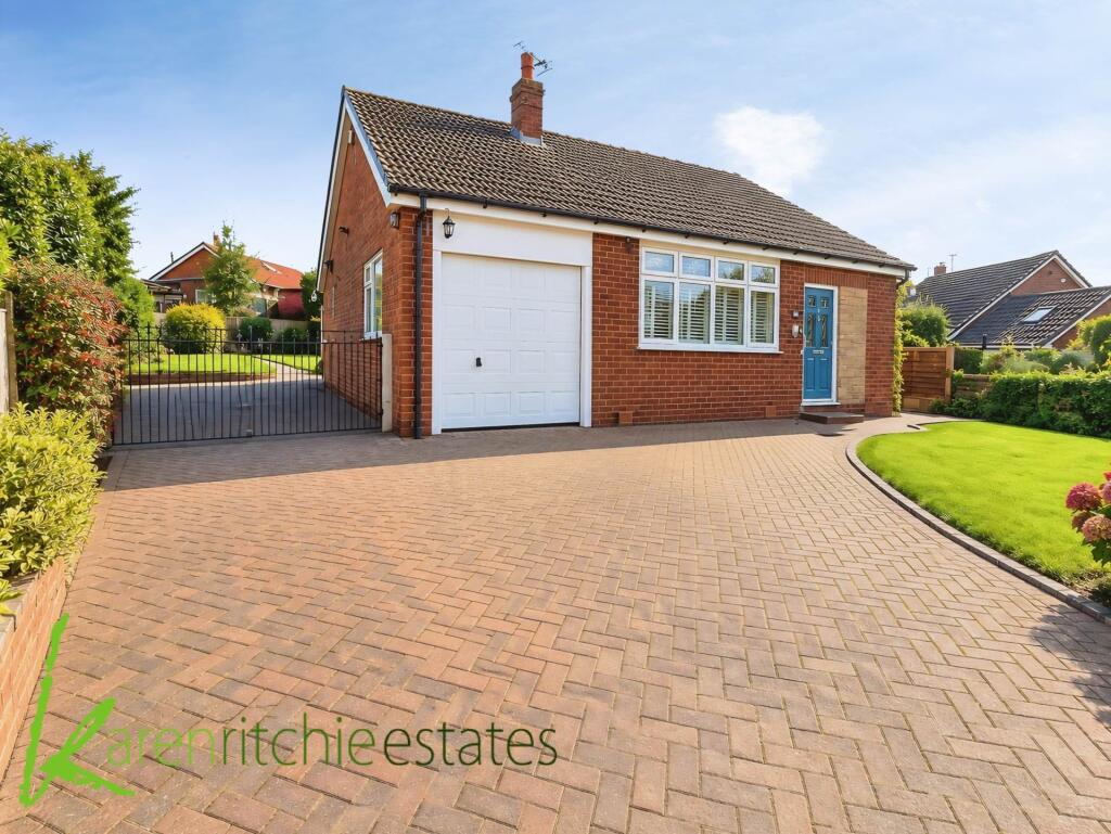 Meads Grove, Farnworth