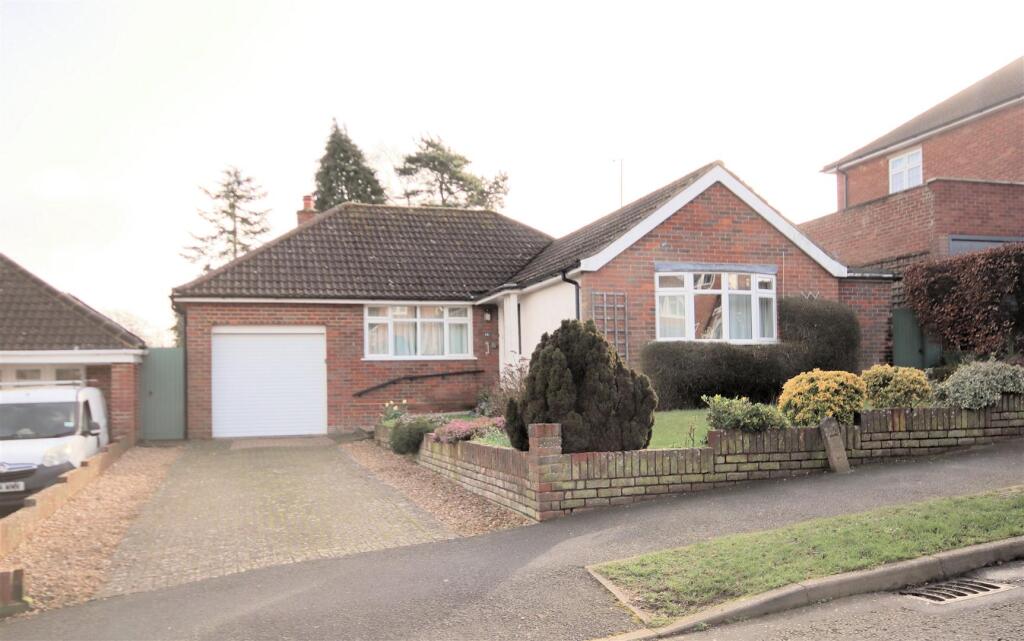 Main image of property: Manor Road, Toddington, Dunstable